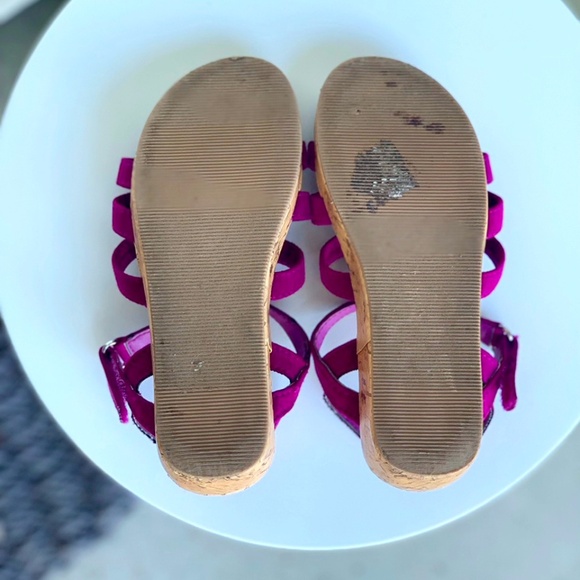 3/$40 ⭐️ Gymboree Magenta Floral Sandals - Picture 10 of 11